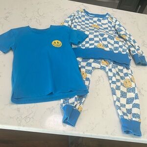 Little Bipsy Krista Horton t-shirt, sweatshirt, and sweatpants. Size 4T-5T